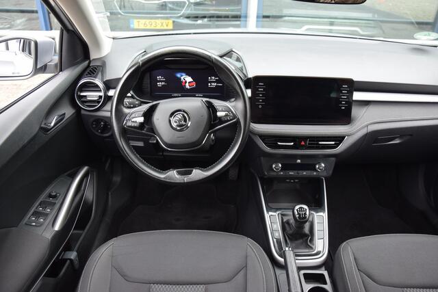 Skoda FABIA 1.0 TSI 96PK Business Edition | Org. NL | BOVAG Garantie | Trekhaak | Apple Carplay/Android Auto | Virtual Cockpit | Parkeersensoren | Cruise Control | Lichtmetalen Velgen |