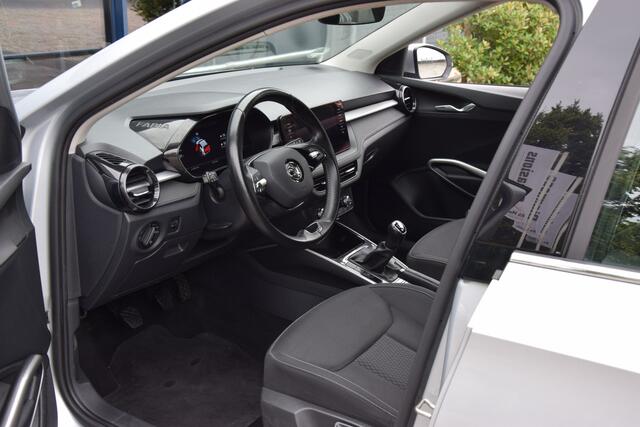 Skoda FABIA 1.0 TSI 96PK Business Edition | Org. NL | BOVAG Garantie | Trekhaak | Apple Carplay/Android Auto | Virtual Cockpit | Parkeersensoren | Cruise Control | Lichtmetalen Velgen |