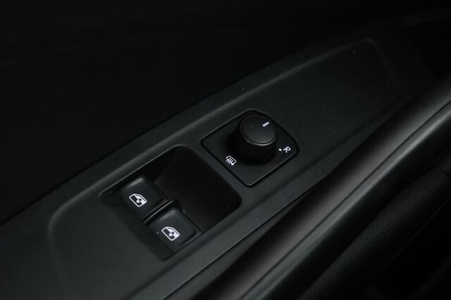 Skoda FABIA 1.0 TSI Ambition DSG | Apple CarPlay & Android Auto | Stoelverw. | Airco | All Season | LED | PDC A