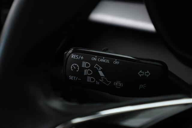 Skoda FABIA 1.0 TSI Ambition DSG | Apple CarPlay & Android Auto | Stoelverw. | Airco | All Season | LED | PDC A