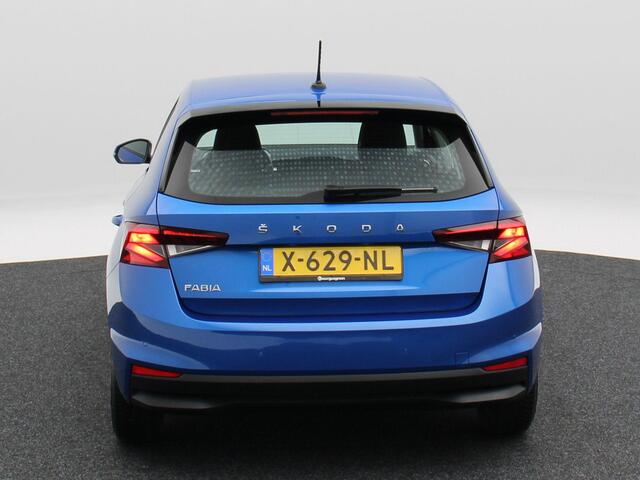 Skoda FABIA 1.0 MPi Ambition | Cruise Control | Airco | CarPlay | Parkeersensoren | 64.451 Km !!