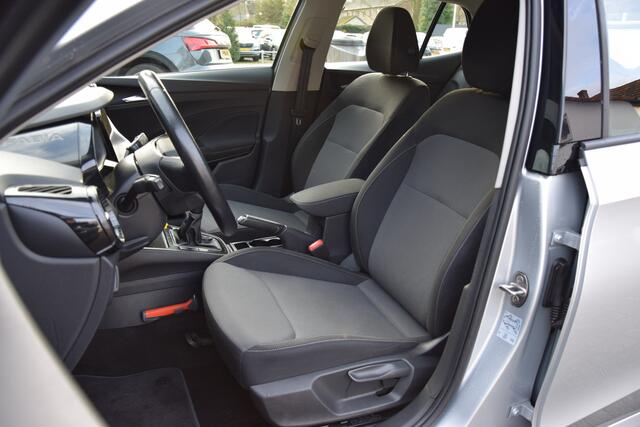 Skoda FABIA 1.0 TSI 96PK Ambition | Rijklaar incl. BOVAG Garantie | Org. NL | 16'' Velgen | All Season Banden | Navigatie | LED Koplampen | PDC Achter | AppleCarplay/AndroidAuto | Airco | DAB |