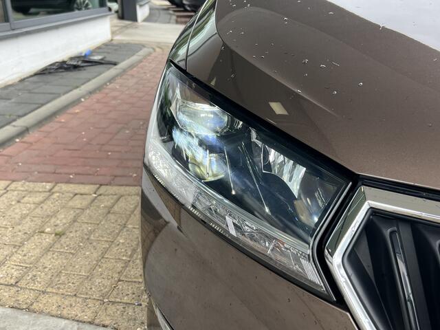 Skoda FABIA Combi 1.0 TSI Business Edition / Panorama dak / Navigatie / Led verlichting / Afneembare trekhaak