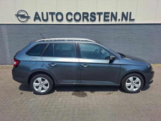 Skoda FABIA Combi 1.2TSI 90PK Navi Ecc Trekhaak Stoelverwarming Pdc Cruise Control Style Business Bluetooth Lmv Isofix Regen-Lichtsensor Origineel Nederlandse Auto 1.000KG Trekgewicht