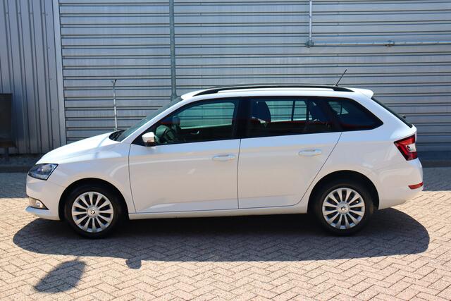 Skoda FABIA Combi 1.0 TSI Ambition O.a: PDC, Airco, Cruise, Navi, Carplay, DAB, Etc. All-in prijs!