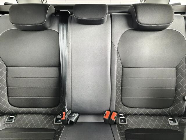 Skoda FABIA Combi 1.0 TSI Ambition | Automaat | Navigatie | Cruise Control | Apple CarPlay / Android Auto |