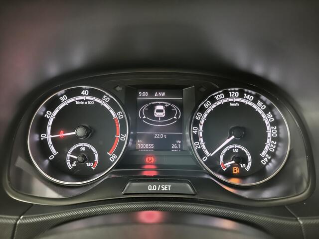 Skoda FABIA 1.0 TSI Ambition | Navigatie | Parkeersensoren | Cruise Control | DAB+ |