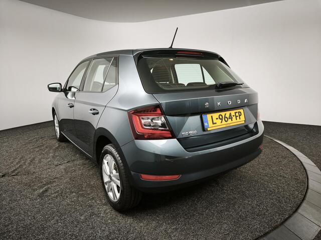Skoda FABIA 1.0 TSI Ambition | Navigatie | Parkeersensoren | Cruise Control | DAB+ |