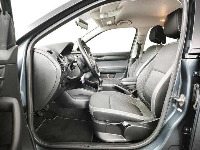 Skoda FABIA 1.0 TSI Ambition | Navigatie | Parkeersensoren | Cruise Control | DAB+ |