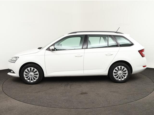Skoda FABIA Combi 1.0 TSI Ambition | Trekhaak o CarPlay o Cruise o Parkeersensoren