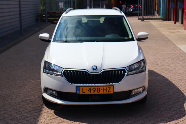 Skoda FABIA Combi 1.0 TSI Business Edition O.a: PDC, Carplay, Cruise, Airco, DAB, Rijklaar, Etc. All-in prijs!