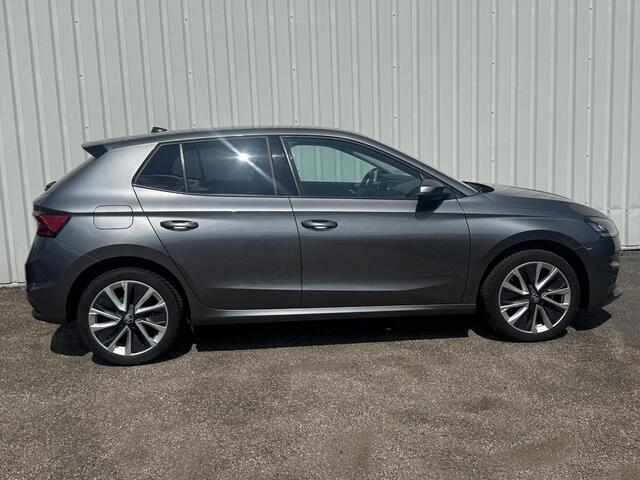 Skoda FABIA 1.0 TSI Ambition | Parkeersensoren | Cruise Control | LMV | Apple Carplay/Android Auto