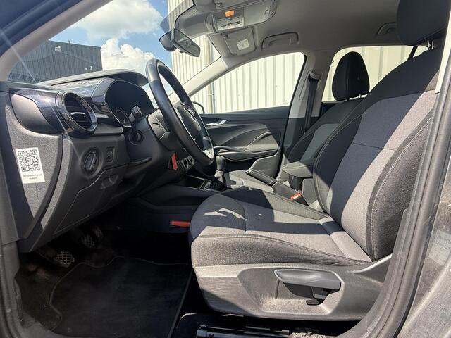 Skoda FABIA 1.0 TSI Ambition | Parkeersensoren | Cruise Control | LMV | Apple Carplay/Android Auto