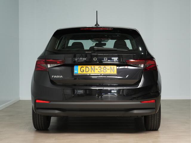 Skoda FABIA 1.0 95pk TSI Essence 5