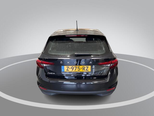 Skoda FABIA 1.0 TSI 95pk Selection · Apple/Android Car Play · Navigatie · Airco · Cruise Control · P-Sensoren · 15'' Inch · Garantie t/m 10-06-2028 of 100.000km