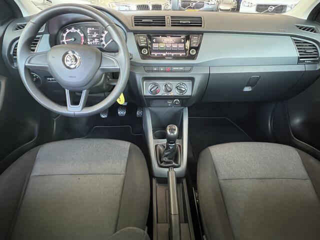 Skoda FABIA 1.0 5 Drs Active Trekhaak Airconditioning Lichtmetalen Velgen Bluetooth Elek Pakket 5 deuren Apk 07/2027