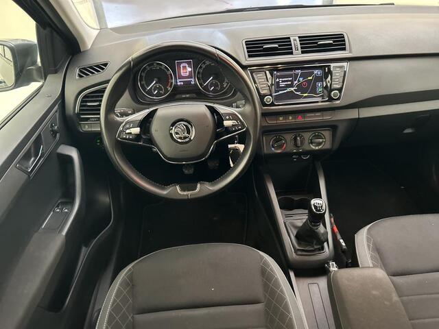 Skoda FABIA Combi 1.0 TSI Ambition / PARKEER SENSOREN/ SMARTLINK/ CRUISE/ NAVI/ DAB/ AIRCO