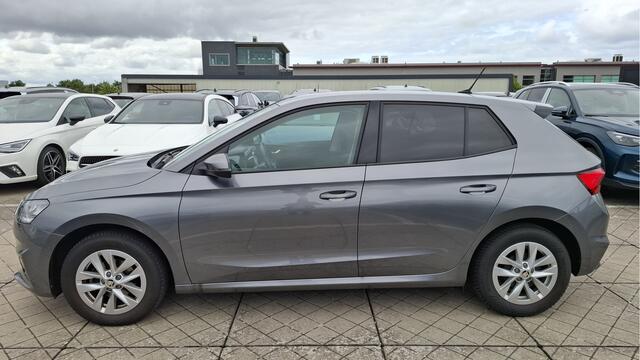Skoda FABIA 1.0 TSI Ambition Navigatie / Cruise control / PDC