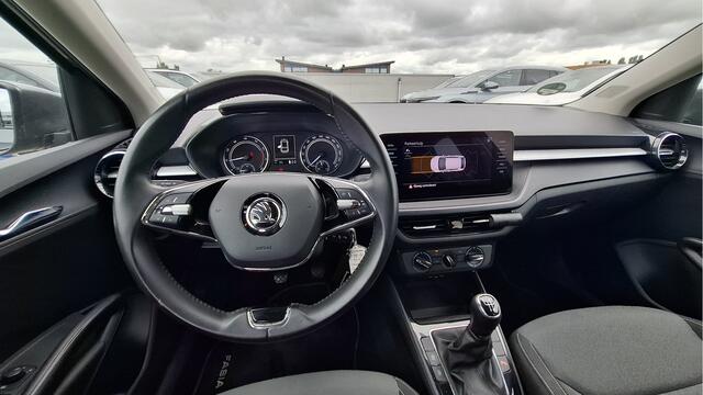 Skoda FABIA 1.0 TSI Ambition Navigatie / Cruise control / PDC