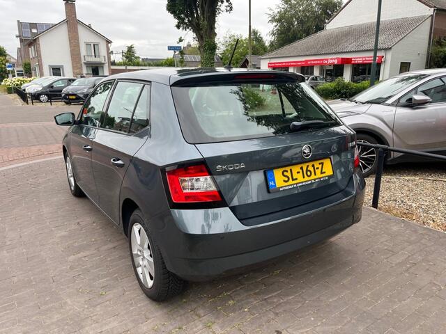 Skoda FABIA 1.2 TSI AMBITION / AIRCO / STOELVERWARMING / CRUISE CTR. / PDC / LED / RADIO / 15'' LM-VELGEN