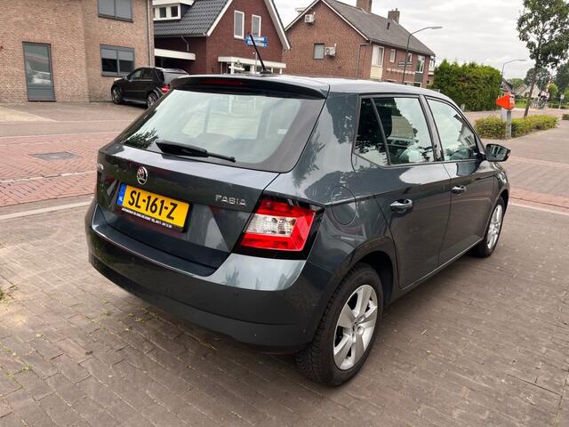 Skoda FABIA 1.2 TSI AMBITION / AIRCO / STOELVERWARMING / CRUISE CTR. / PDC / LED / RADIO / 15'' LM-VELGEN