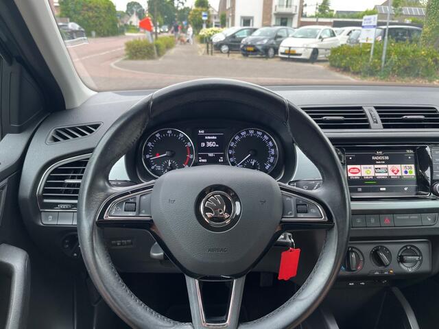 Skoda FABIA 1.2 TSI AMBITION / AIRCO / STOELVERWARMING / CRUISE CTR. / PDC / LED / RADIO / 15'' LM-VELGEN