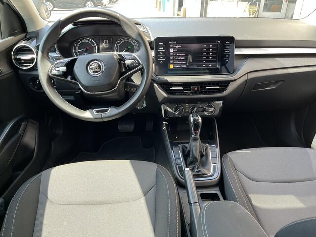 Skoda FABIA 1.0 TSI Ambition / AUTOMAAT/ PARKEER SENSOREN/ CRUISE/ SMARTLINK/ LED/ NAVI/ DAB/ AIRCO/ 15'' LMV