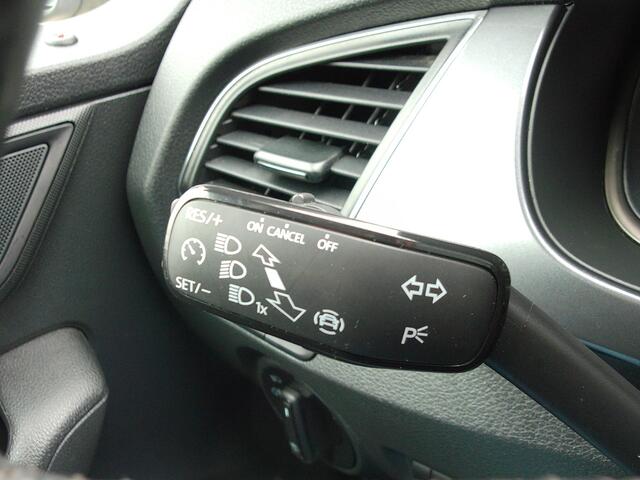 Skoda FABIA Combi 1.0 TSI Business Edition, Carplay + Android Auto / Camera + Sensoren / Cruise Control / 16'' LMV