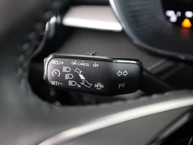 Skoda FABIA 1.0 TSI Business Edition | Graphite Grey Metallic | DSG-Automaat | Verwarmbare Voorstoelen | Draadloze Carplay