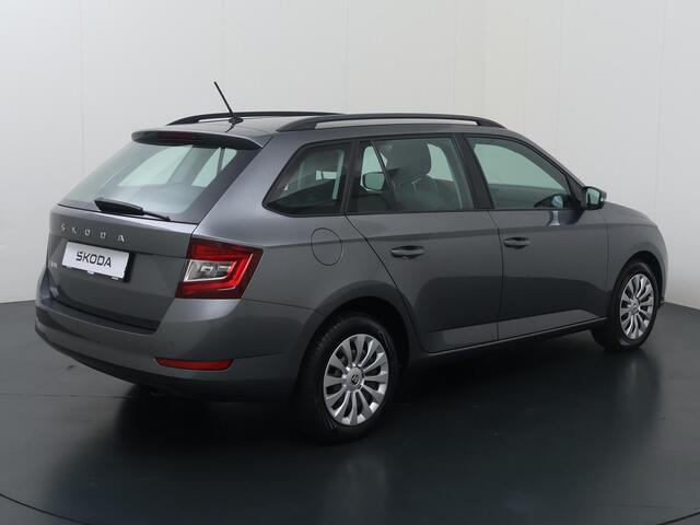 Skoda FABIA Combi 1.0 TSI Ambition | 95 PK | Cruise control | Navigatiesysteem | Parkeersensoren | Apple Carplay/Android Auto |