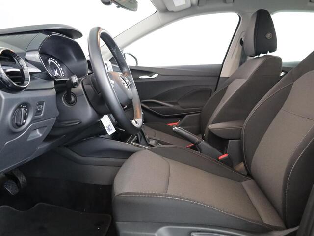 Skoda FABIA 1.0 TSI Ambition 95 pk | Navigatie via App | Parkeersensoren achter | Cruise control | LED koplampen | Apple Carplay/Android Auto |