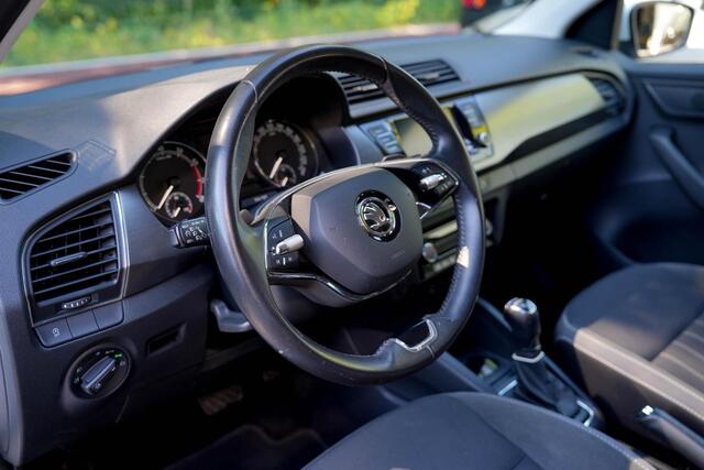 Skoda FABIA 1.0 TSI Ambition | Automaat | Camera | Carplay | Stoelverwarming | Climate