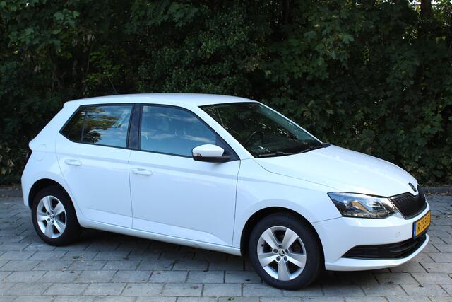 Skoda FABIA 1.0 MPI Drive APK okt 2027 Hartstikke leuke auto!!
