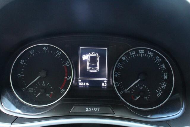 Skoda FABIA 1.0 MPI Drive APK okt 2027 Hartstikke leuke auto!!