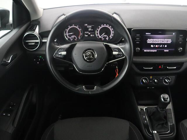 Skoda FABIA 1.0 MPI Ambition | Black Line | Cruise control | Park assist | Lederen stuurwiel | Carplay | Lichtmetaal 15'' |