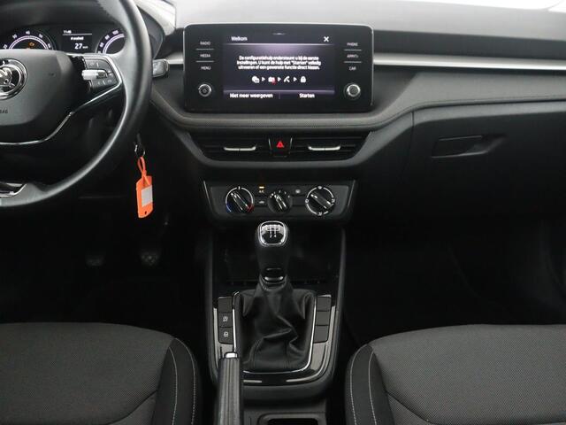 Skoda FABIA 1.0 MPI Ambition | Black Line | Cruise control | Park assist | Lederen stuurwiel | Carplay | Lichtmetaal 15'' |
