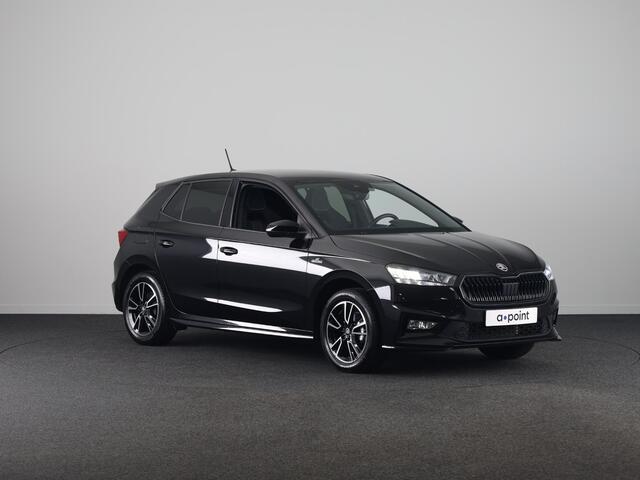 Skoda FABIA 1.0 TSI Monte Carlo 95pk 95 pk | Verlengde garantie | Stoelverwarming | Navigatie via App | Parkeersensoren | Achteruitrijcamera | LED koplampen |
