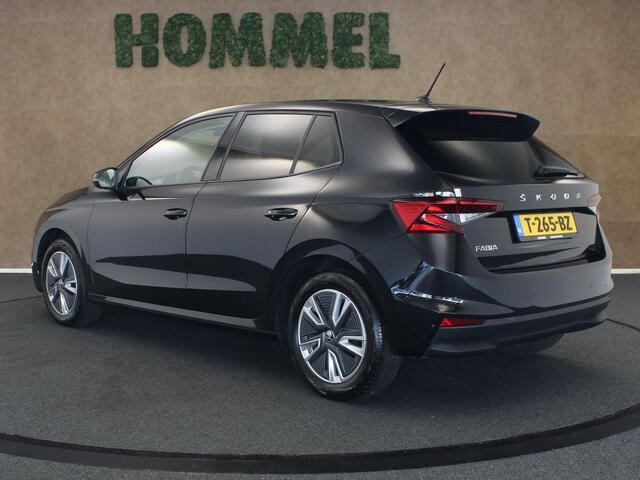 Skoda FABIA 1.0 TSI Ambition - ORIGINEEL NEDERLANDSE AUTO - AIRCO - APPLE CARPLAY/ ANDROID AUTO - PARKEERSENSOREN ACHTER - CRUISE CONTROL - 4 X ELEKTRISCHE RAMEN - BUITENSPIEGELS ELEKTRISCH VERSTELBAAR EN VERWARMBAAR - LAGE KILOMETERSTAND