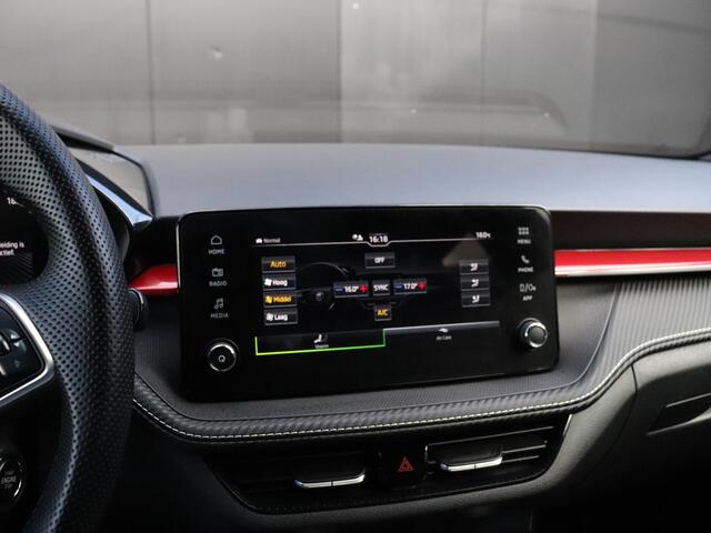 Skoda FABIA 1.0 TSI Monte Carlo | AUT. | SPORTSTOELEN | CAMERA | STOELVERW. | CRUISE | NAVI | APPLE CARPLAY |