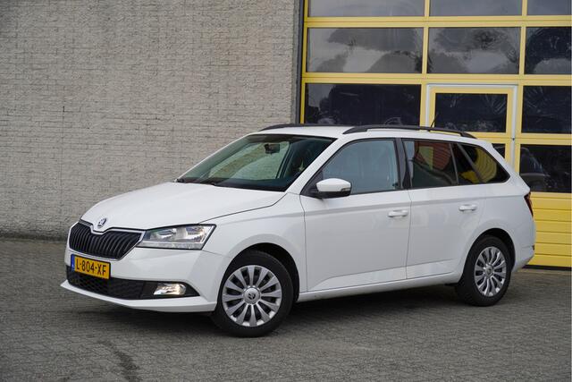 Skoda FABIA Combi 1.0 TSI Ambition BJ2021 Led | Pdc | Trekhaak | App-Connect | Airco | Cruise control | Extra getint glas