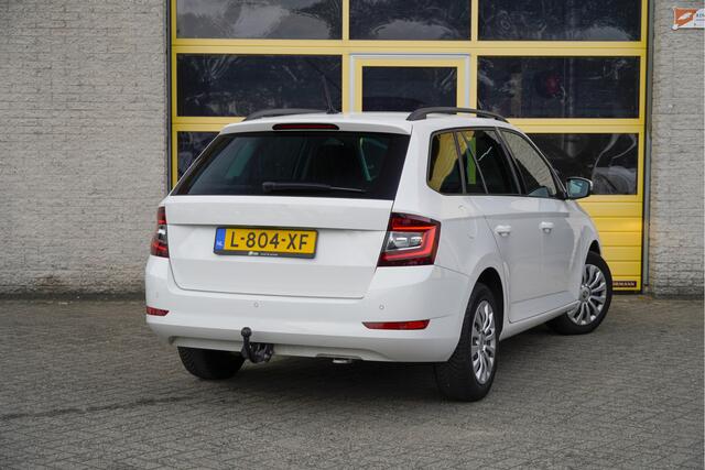 Skoda FABIA Combi 1.0 TSI Ambition BJ2021 Led | Pdc | Trekhaak | App-Connect | Airco | Cruise control | Extra getint glas