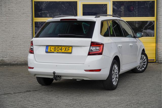 Skoda FABIA Combi 1.0 TSI Ambition BJ2021 Led | Pdc | Trekhaak | App-Connect | Airco | Cruise control | Extra getint glas