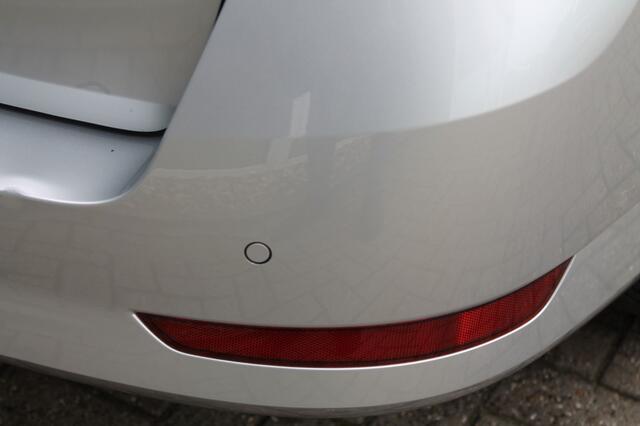 Skoda FABIA 1.0 TSI Business Edition ADAPTIVE CRUISE NAVI TREKHAAK