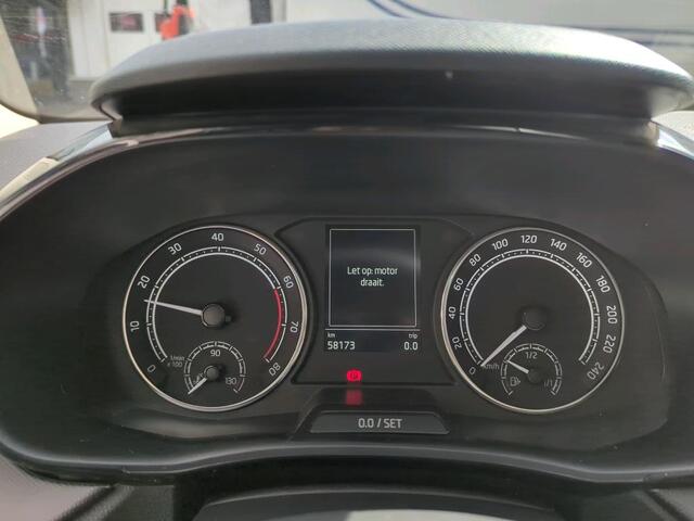 Skoda FABIA 1.0 TSI Ambition / ZEER ZUINIG/ CRUISE/ PARKEER SENSOREN/ AIRCO/ RADIO – foto 5