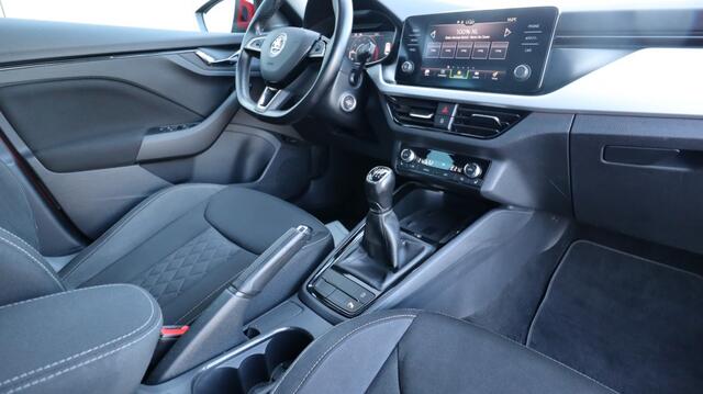 Skoda Kamiq 1.0 TSI Sport Bns | Schaalstoelen | Digi Cockpit | Led | Apple