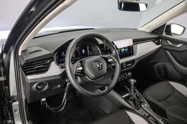 Skoda Kamiq Selection 1.0 TSI 115pk DSG Automaat Trekhaak, Adaptive cruise control, Achteruitrijcamera, Elektrische achterklep, Navigatie, LED verlichting, Stoelverwarming