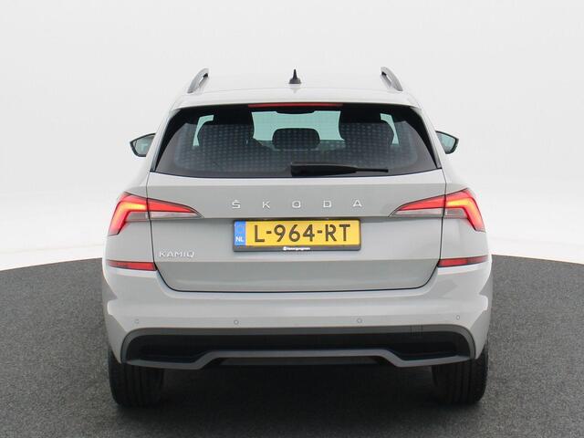 Skoda Kamiq 1.0 TSi 110 Pk Ambition | Climate Controle | 17 Inch | Privacy Glass | Carplay | Parkeersensoren | 49.956 Km!!