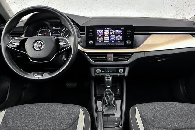 Skoda Kamiq 1.0 TSI Style | LED | Panoramadak | Cruise control | Climate control | Apple carplay