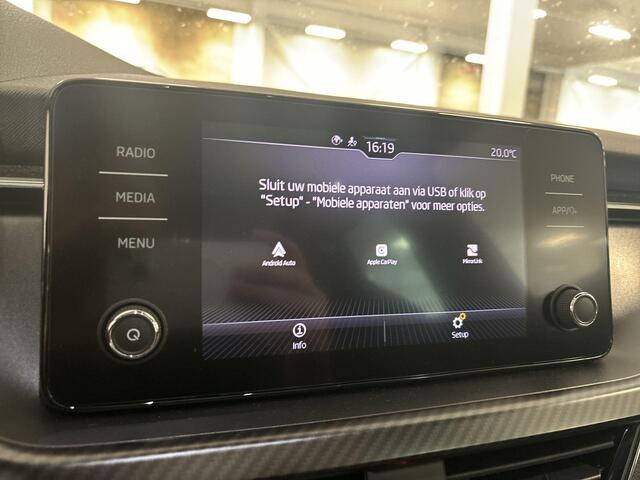 Skoda Kamiq 1.0 Tsi 110pk DSG Monte Carlo · Apple/Android Car Play · Camera · Keyless · Glazendak · P-Sensoren · 17'' Inch · Garantie t/m 29-11-2028 of 100.000km