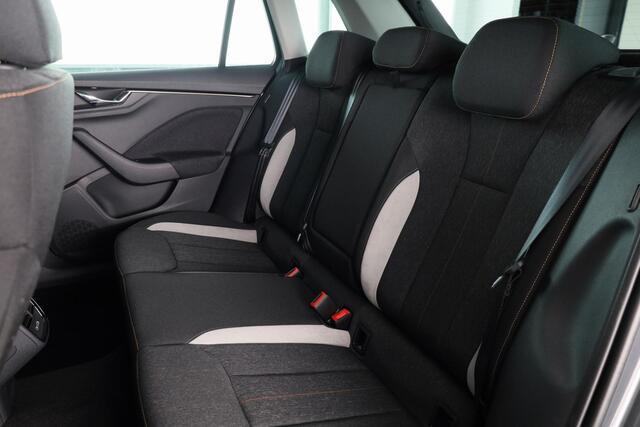 Skoda Kamiq Business Edition 1.0 TSI 115 pk 6 versn. Hand | Achteruitrijcamera | Elek. achterklep | Apple CarPlay